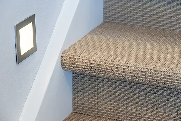 Sisalbelag für Treppe