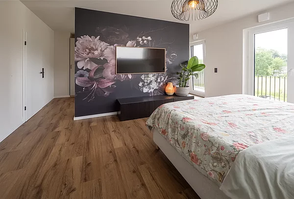 Holzoptik und Fototapete nach Maß