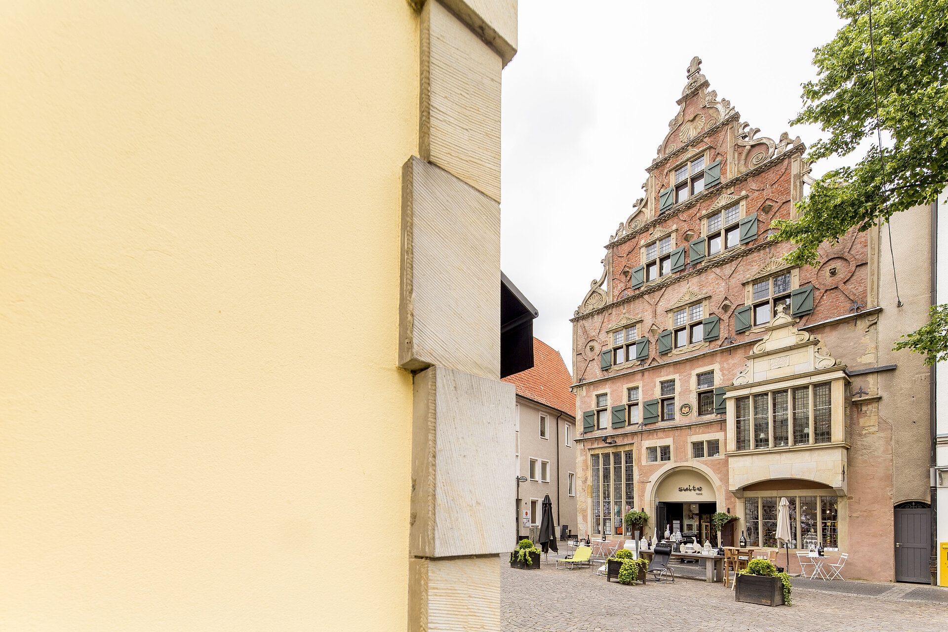 Historisches Fachwerkhaus wurde gestrichen